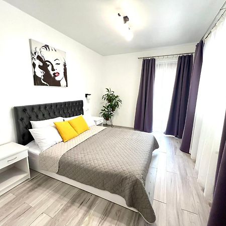 Osapart Comfortable Apartment In A Complex Great Britain إلفيف المظهر الخارجي الصورة